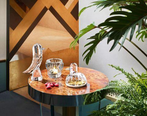 Không nên tự dùng thuốc “kéo dài tuổi xuân”!