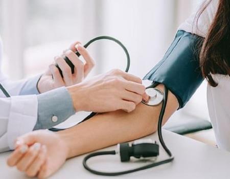 Thuốc Parkinson cải thiện huyết áp ở thanh thiếu niên mắc bệnh tiểu đường type 1